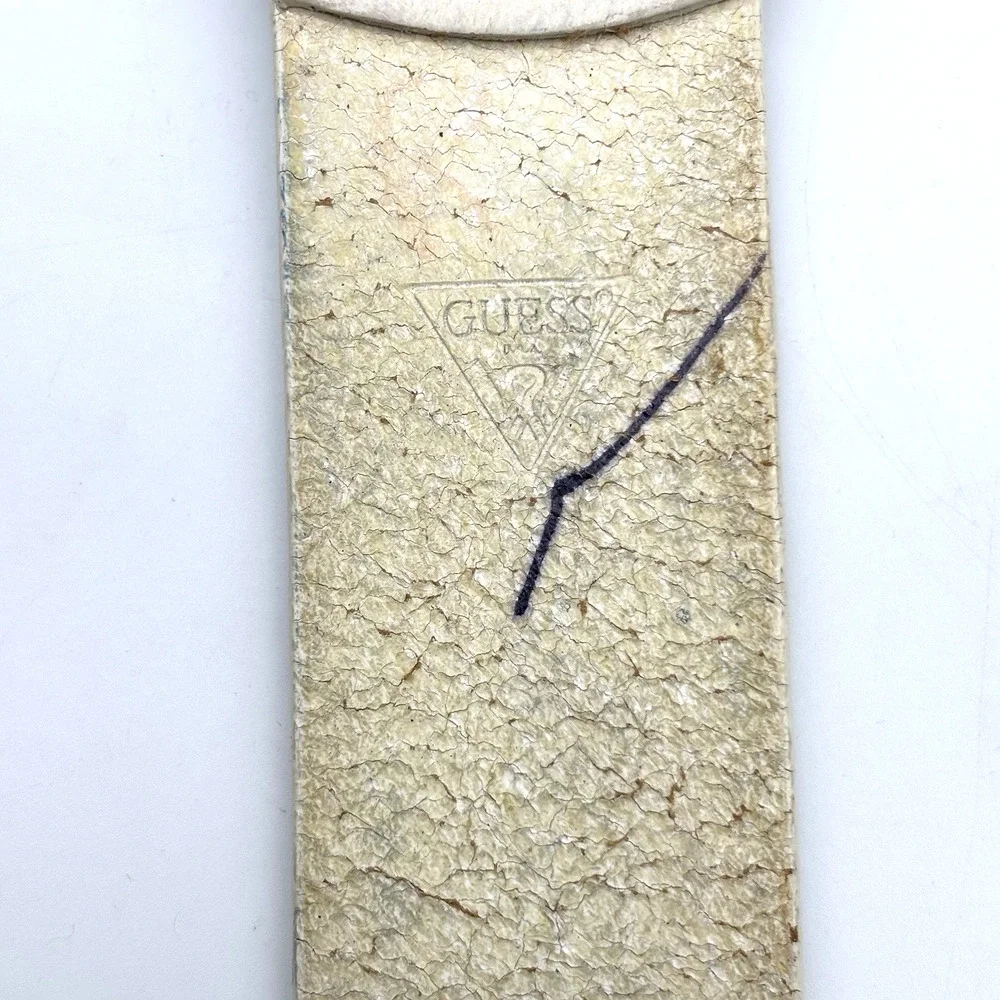 Vintage Y2K GUESS 354001G White Genuine Leather 6-row Mini Studded Belt M 31-35